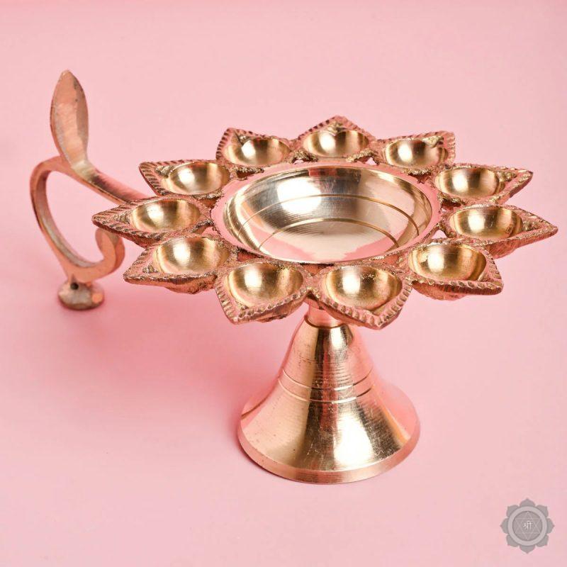 Nitya Pooja - Aarti Diya
