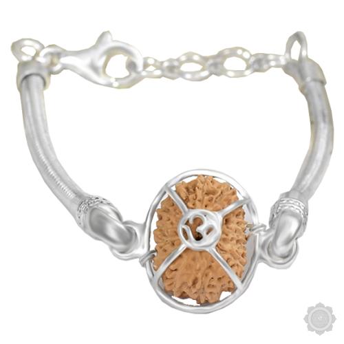 18 Mukhi Rudraksha Bracelate