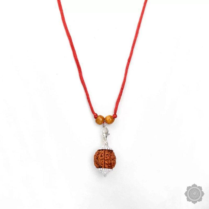 4 Mukhi Rudraksha pendat